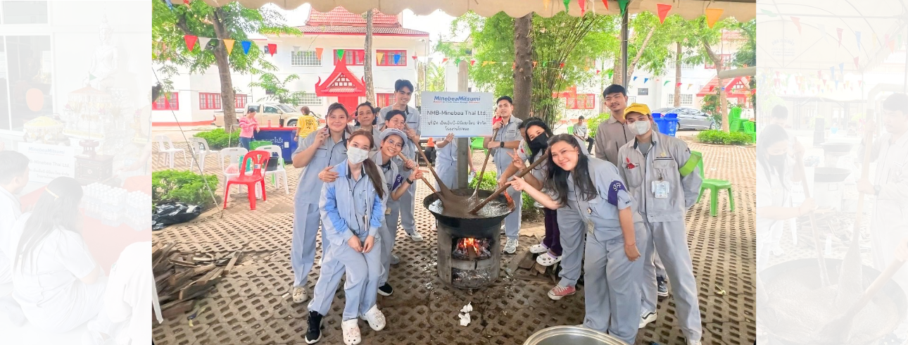 โรงงานโรจนะร่วมสืบสานประเพณีกวนข้าวทิพย์ เนื่องในวันวิสาขบูชา